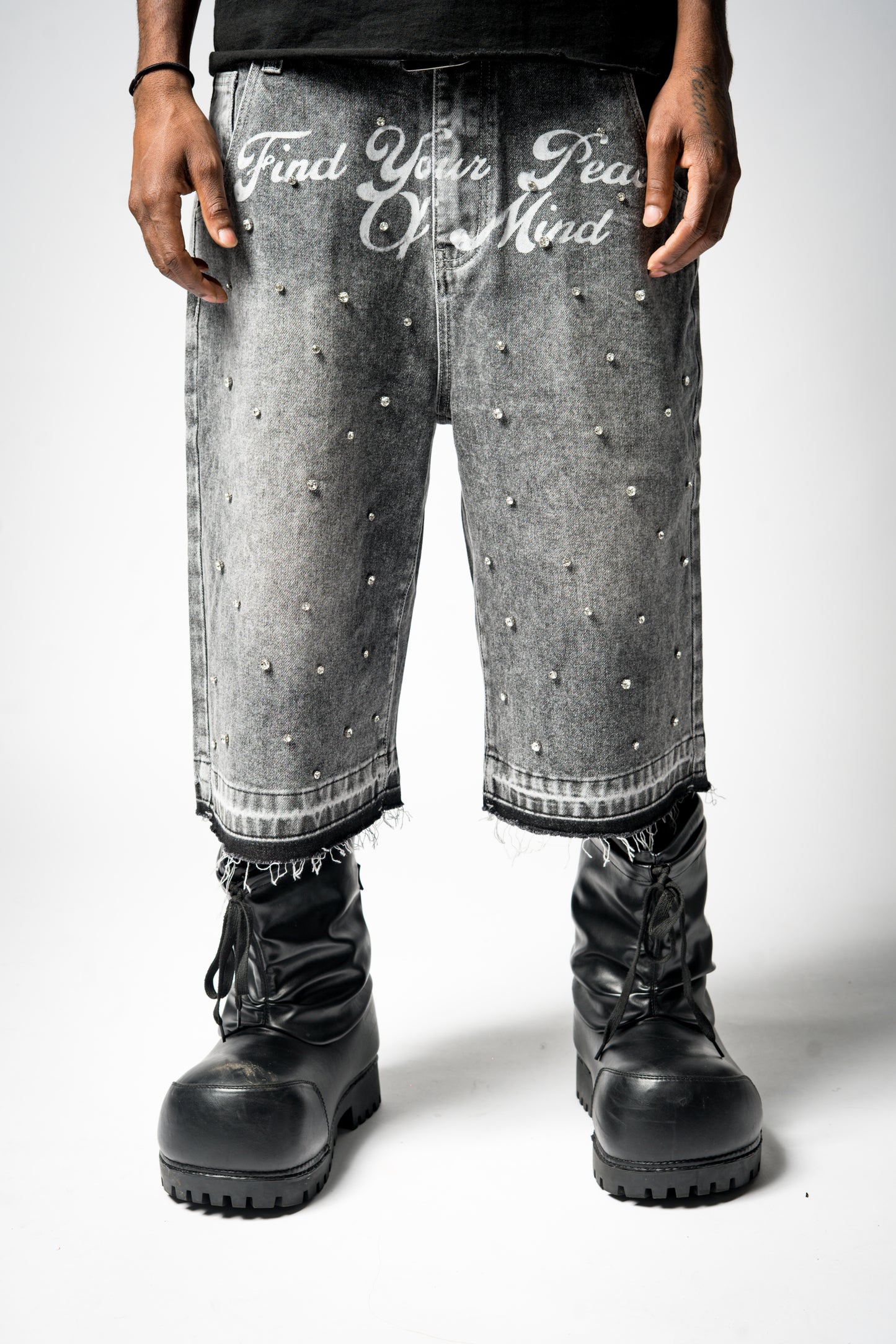“Popstar” Rhinestone Jorts