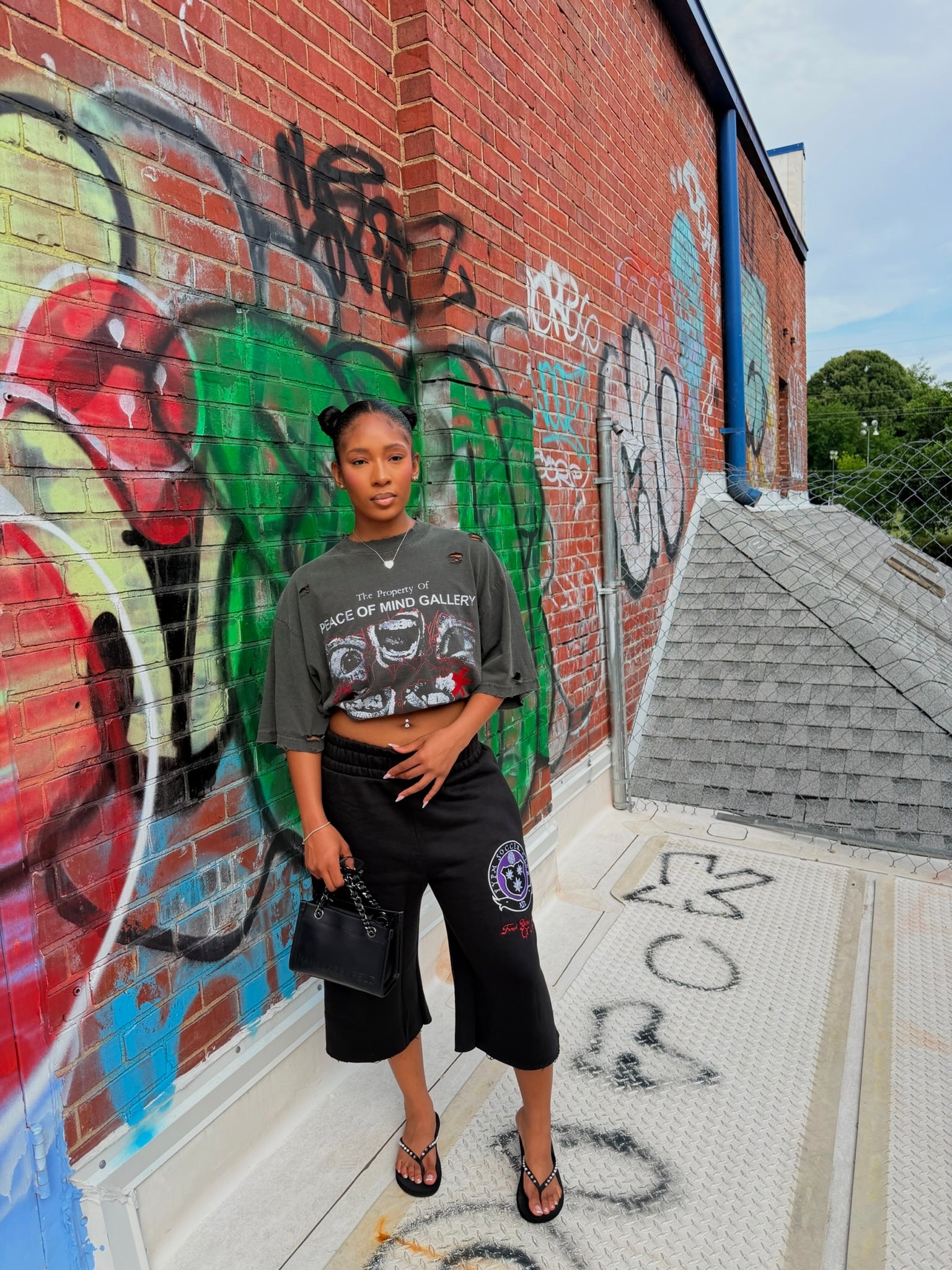 "Soccer Club" 3/4 Shorts – Black